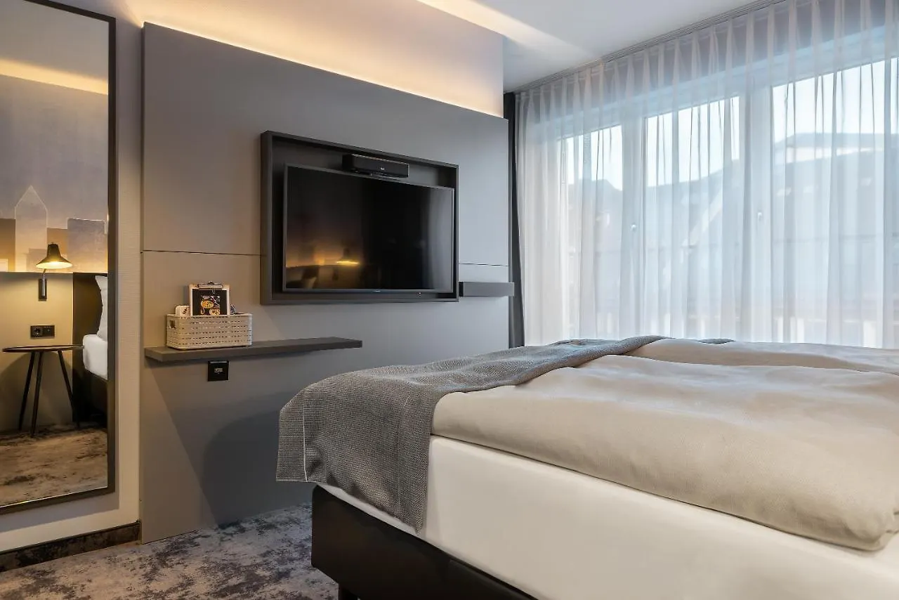 Holiday Inn - The Niu, Charly Frankfurt City By Ihg Frankfurt am Main Hotel